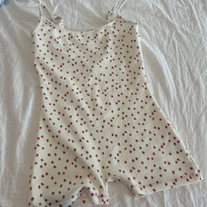 Frankie’s bikini’s Gigi hadid giforce romper in strawberry cream